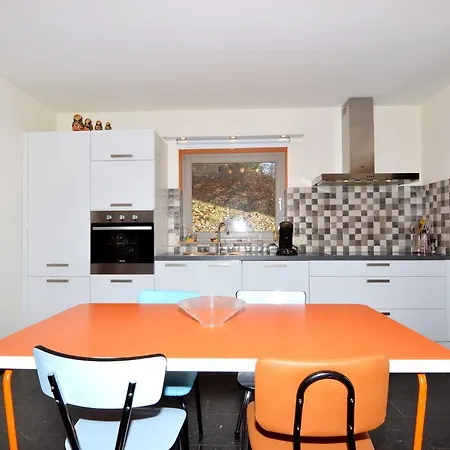 Holiday home Holiday La Deuxieme Demoiselle *